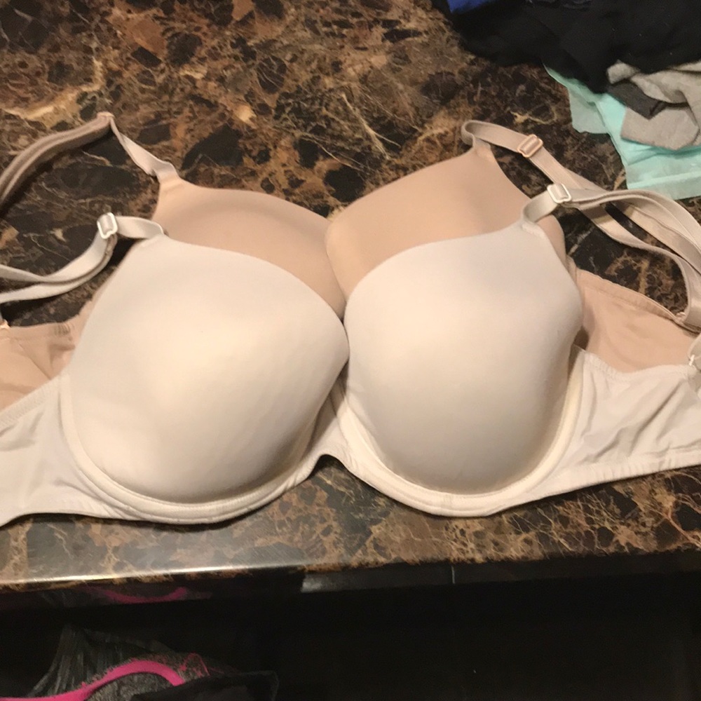 VS bra bundle